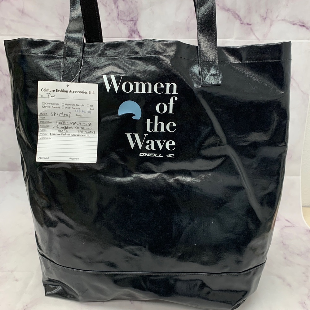 O’Neill Women of the Waves Beach Tote SAMPLE